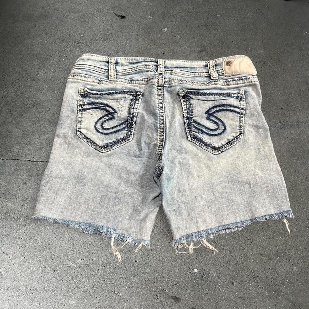 Women's Y2K Silver jeans co Tuesday low rise cut off denim grunge shorts Size 31